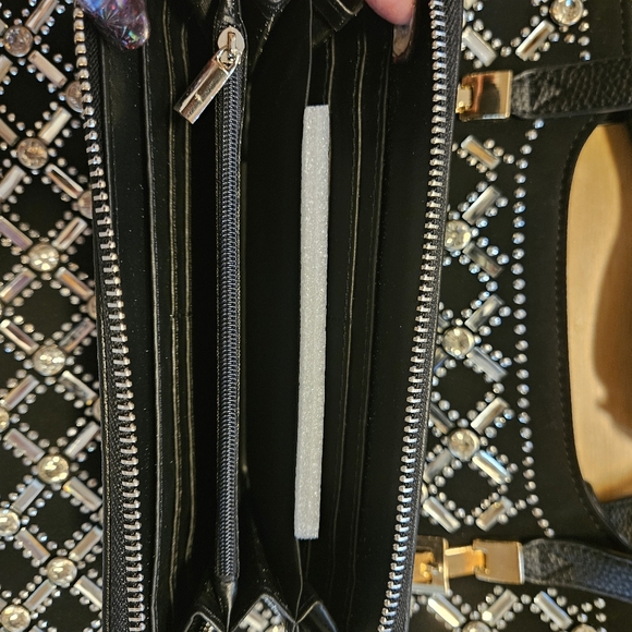 Beautiful women's handbag with wallet - Picture 2 of 7